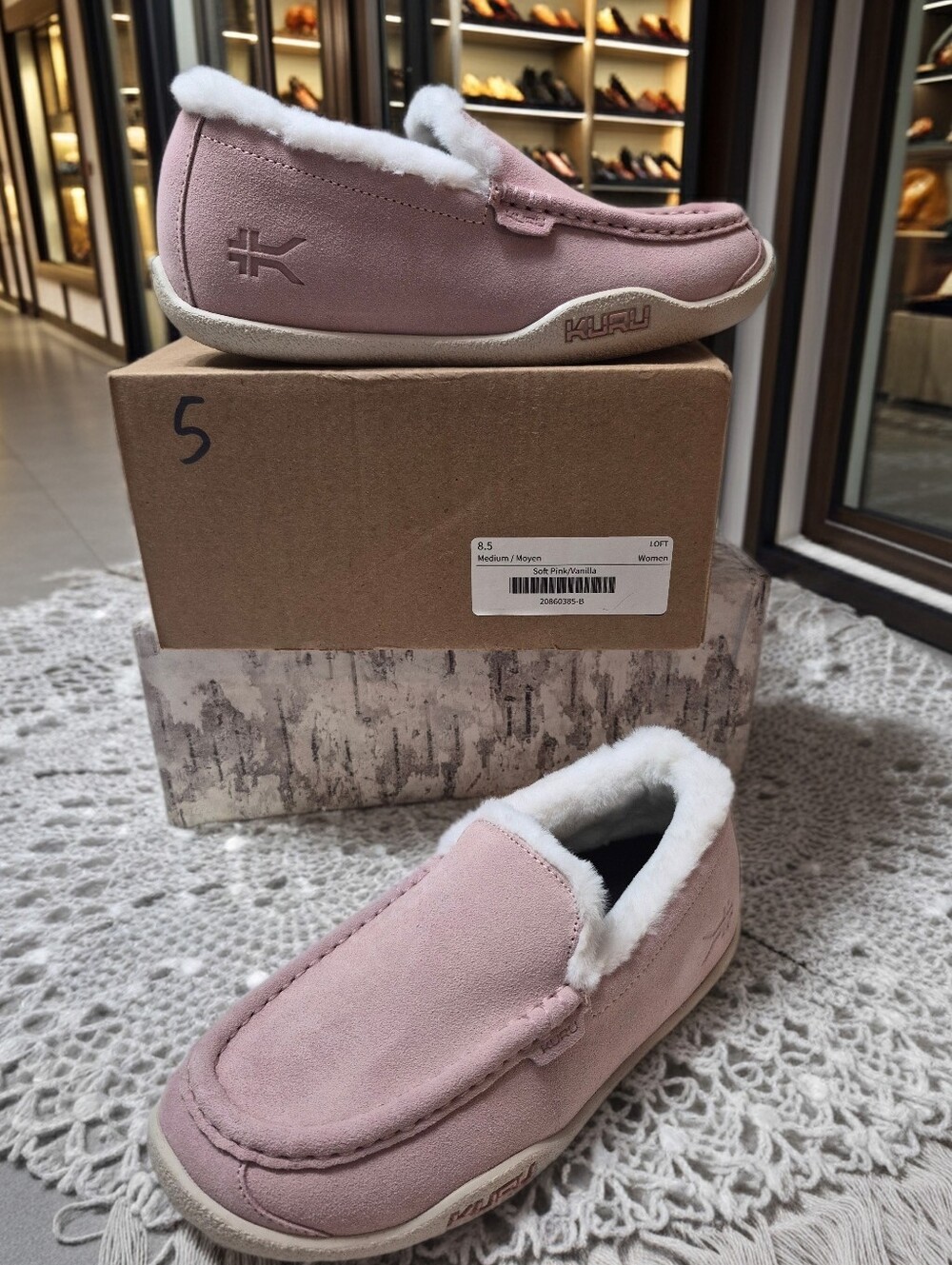 Kuru Loft Soft Pink Women's Sz 8.5 M Slippers $149